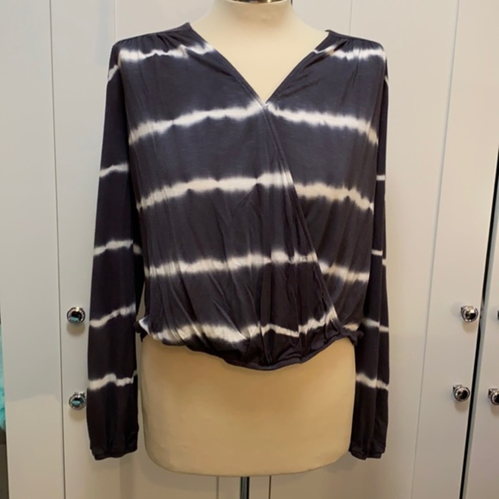 Dark Grey and White Tie Dye Wrap Front Women’s Top Sz XS NEW!